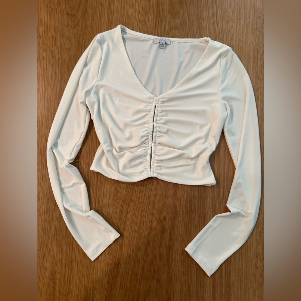 Small cute longsleeve top